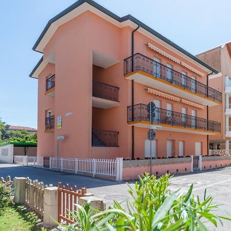 Appartamenti Calligher Bibione Exterior foto